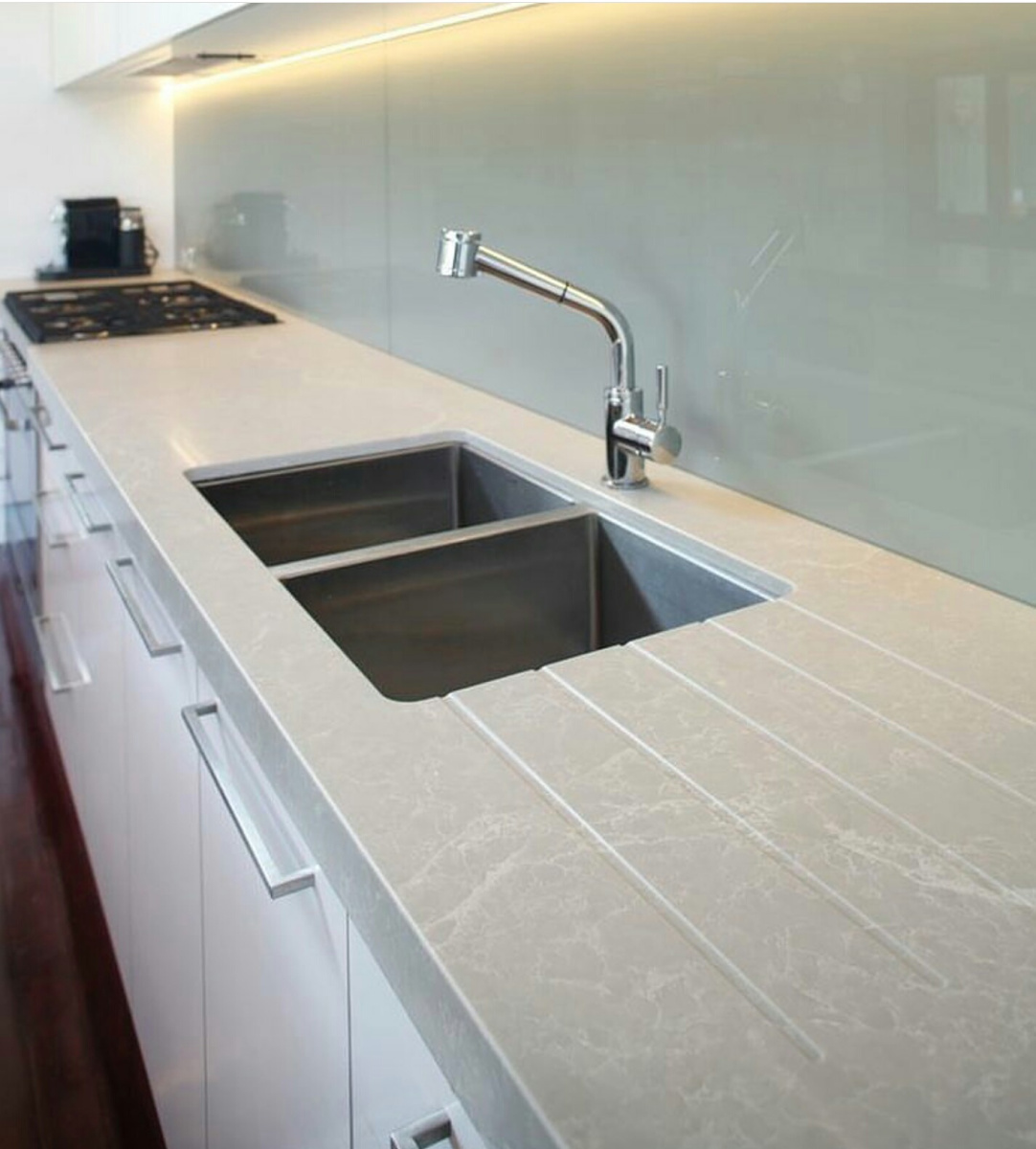 bayraklı_granit_mutfak_tezgahı2